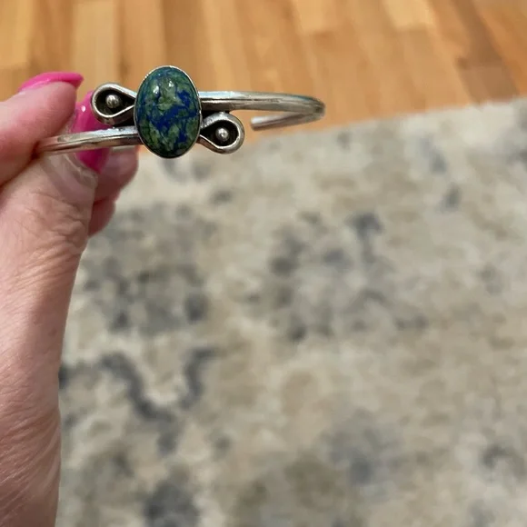 Sterling Silver Southwestern Azurite Crystal Dainty Cuff Bracelet.. NWOT - Picture 3 of 8